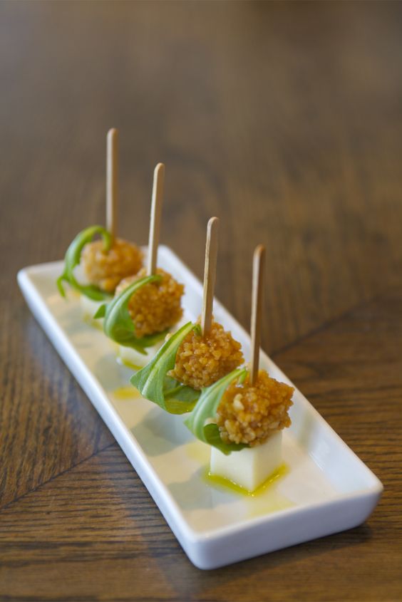 canapes plating